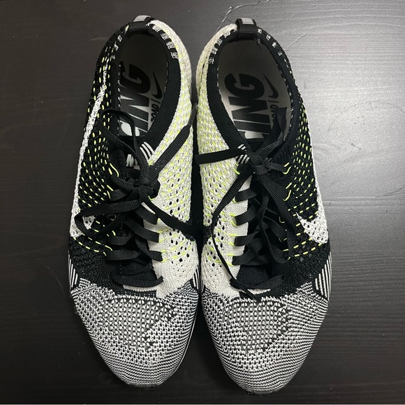 Nike Flyknit Racer in Volt - Men’s Size 7 - Picture 3 of 6
